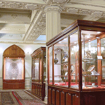 برگزاری نمایشگاه «چراغ راه ولایت» همزمان بادهه کرامت در گالری ابراهیمی نژاد