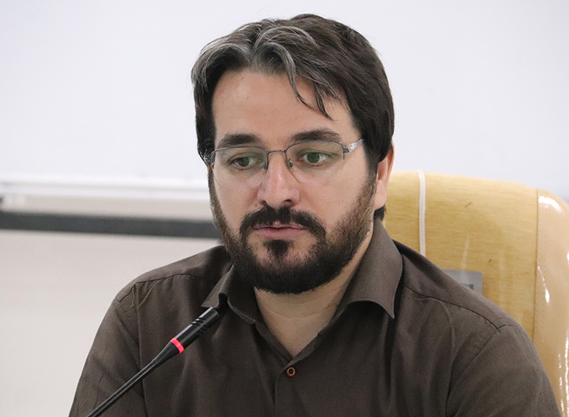 استفاده از ظرفیت کارشناسان شهرستانی در حوزه ادبیات پایداری